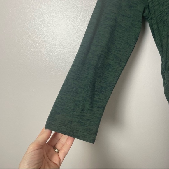 Liz Lange Maternity Midi Dress – Green Size: Small - Picture 3 of 8